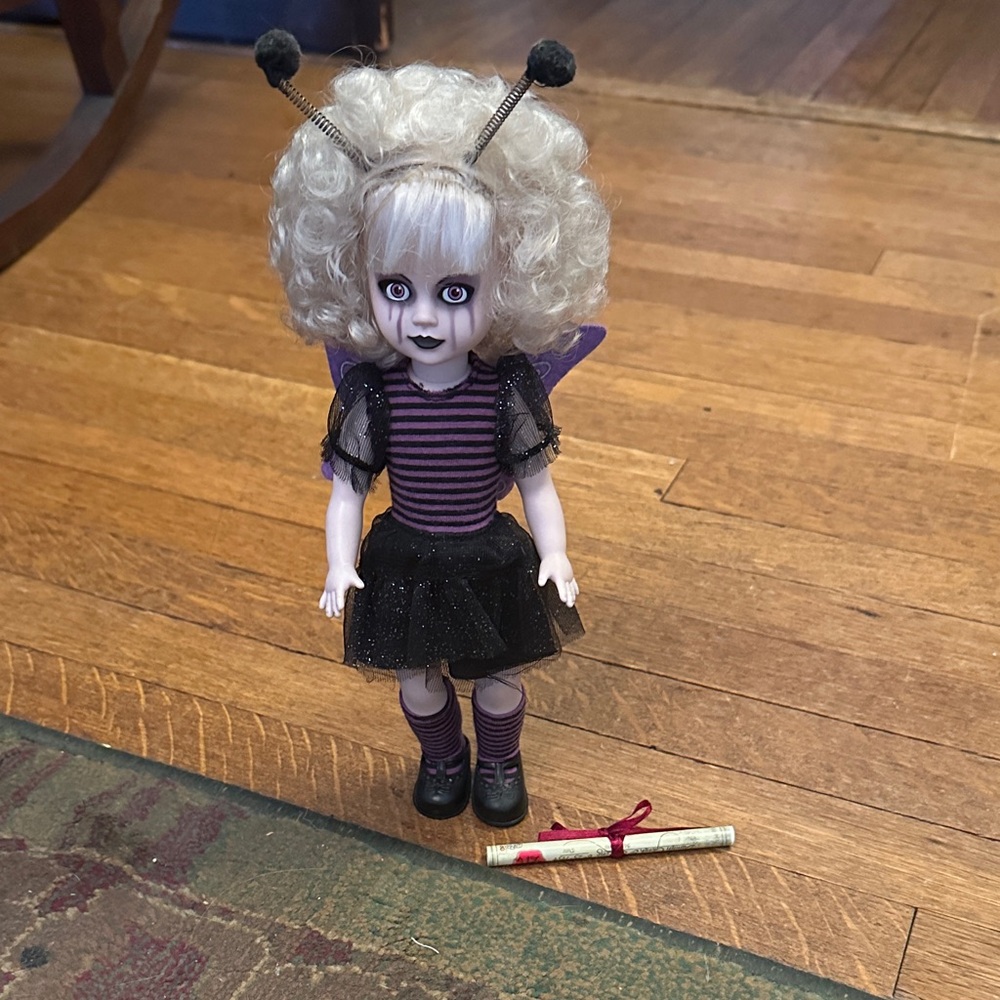 Living Dead Dolls Pixie